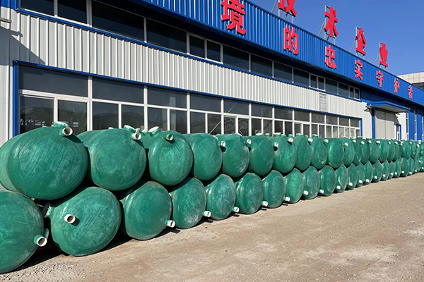 玻璃鋼化糞池的廠(chǎng)家選擇有什么好辦法 玻璃鋼化糞池的廠(chǎng)家選擇有什么好辦法